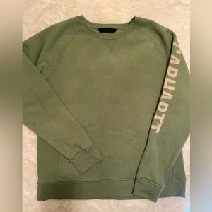 Carhartt sweater